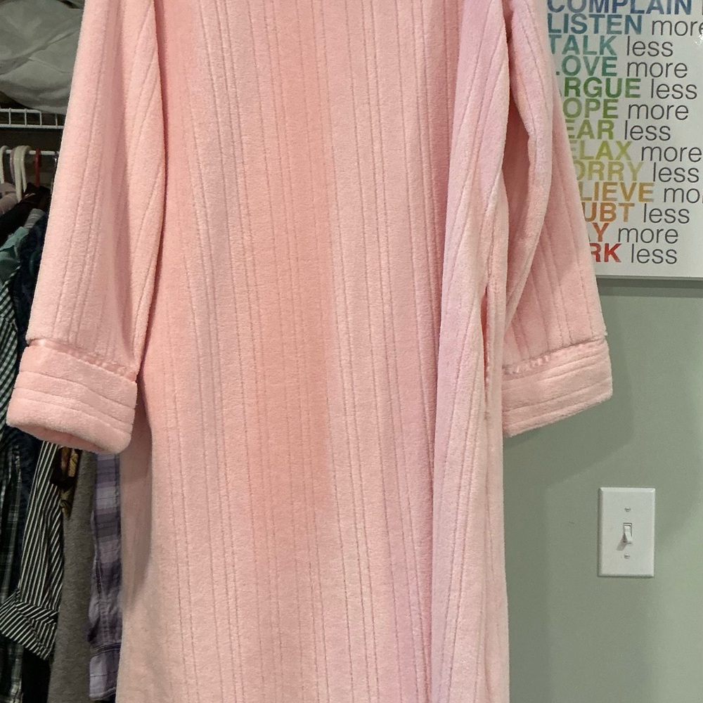 Pink Long Sleeve Robe - Picture 7 of 7
